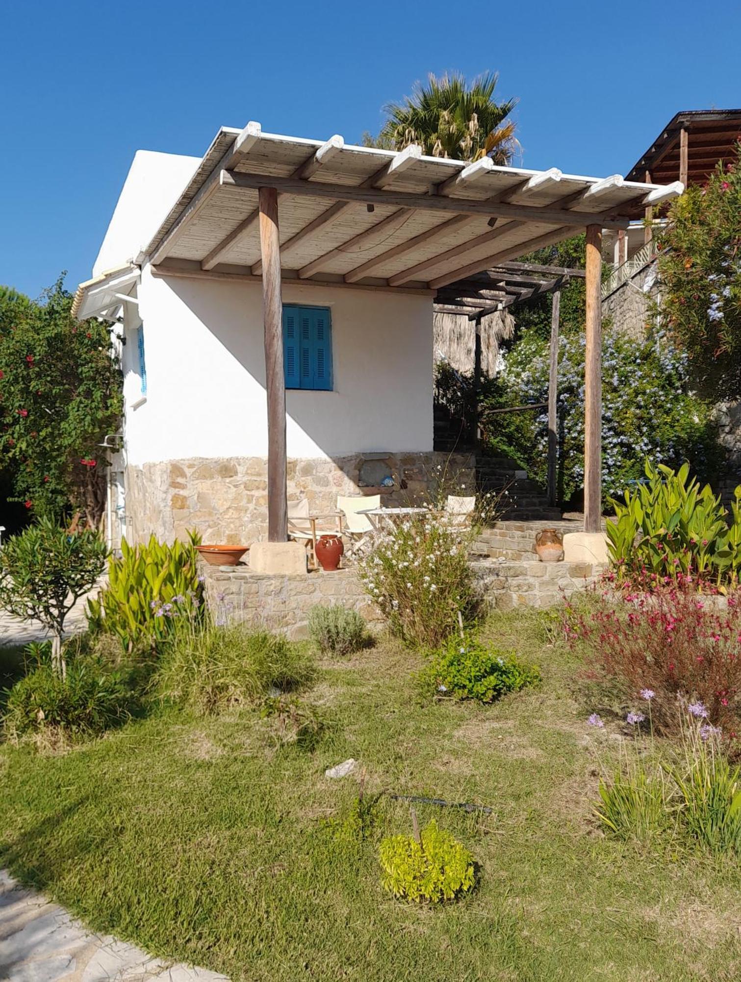 Lemon Tree Cottage Finikounta Esterno foto