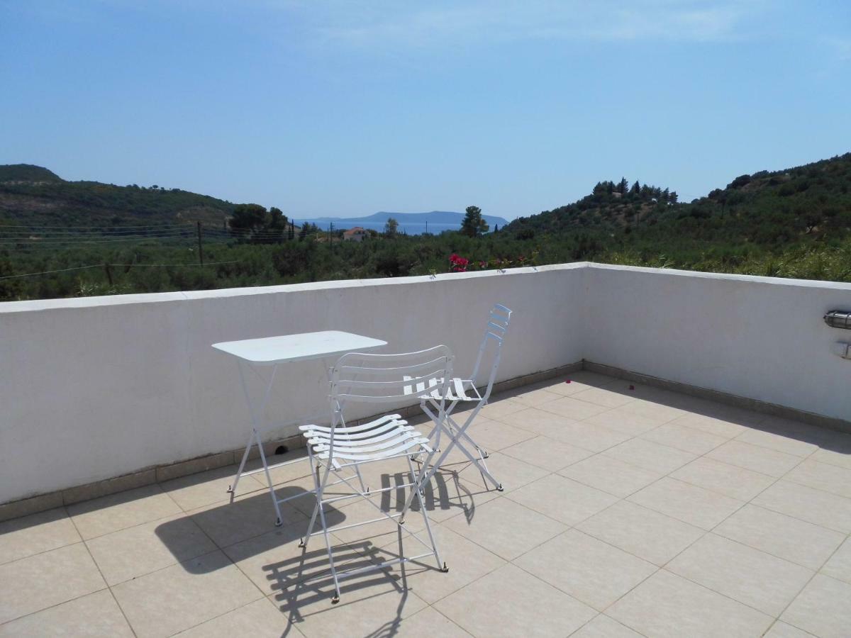 Lemon Tree Cottage Finikounta Esterno foto